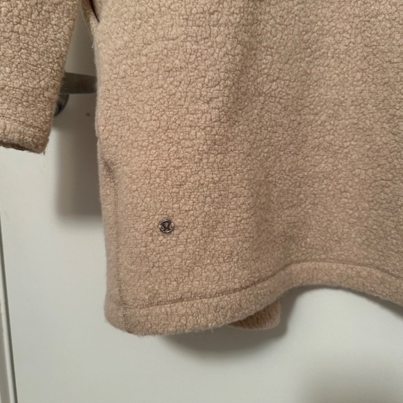 Lululemon Sincerely Sherpa Wrap in Heathered Cashew - Picture 10 of 10